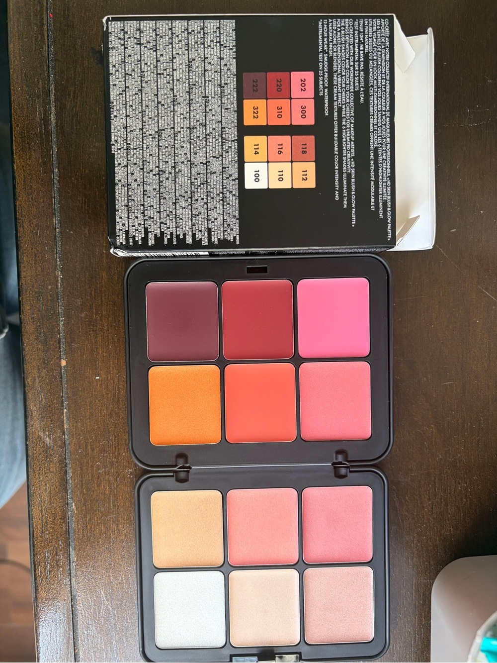 Blush & Highlight Palette - Pink, Coral, Peach, Gold Shades - Picture 3 of 6